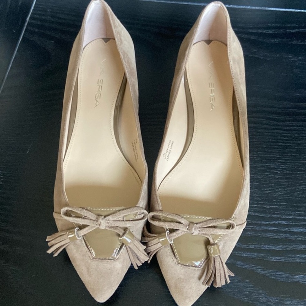 2/$20 Sale* Via Spiga Women's Tan Suede/Leather Flats, size 7